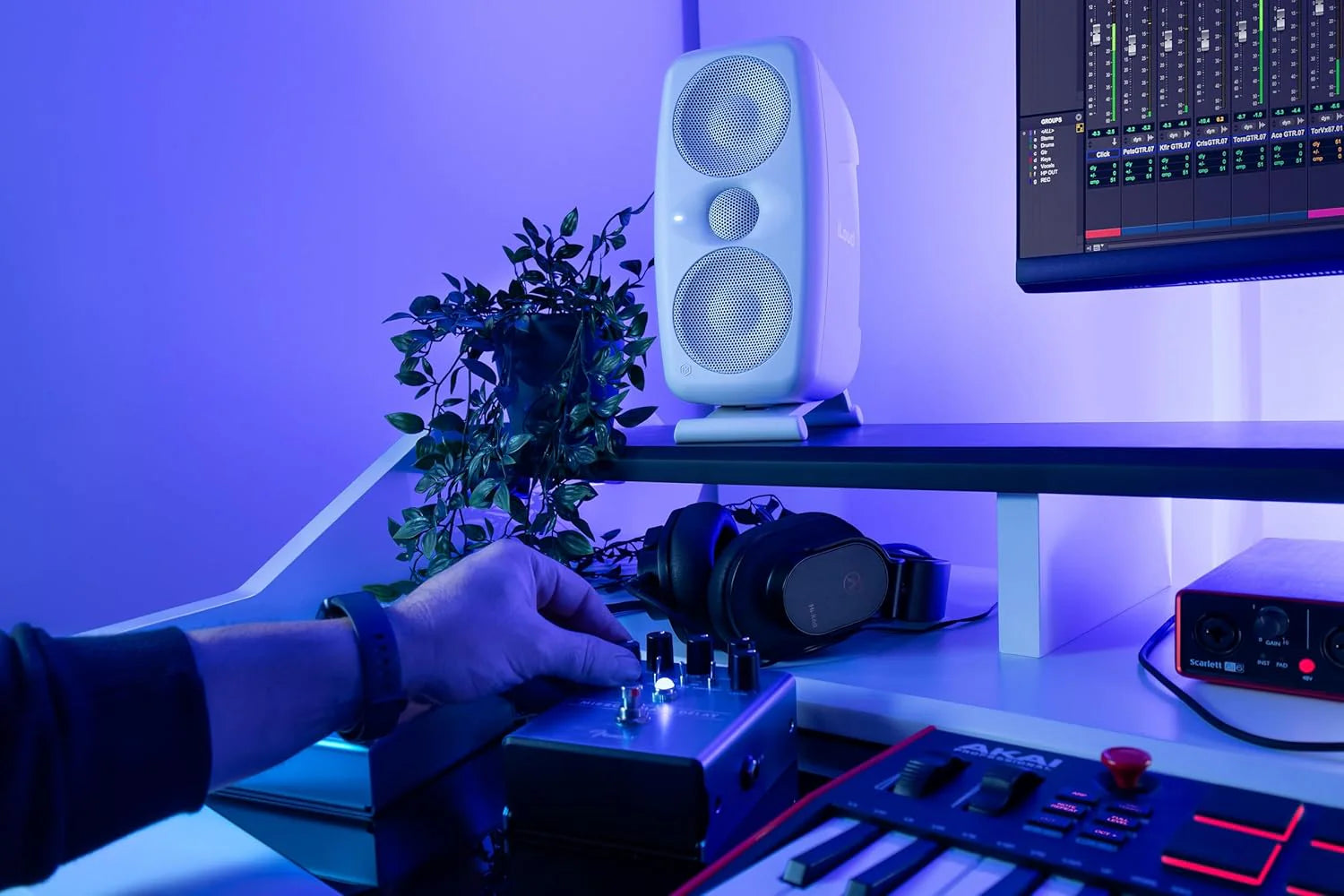 IK Multimedia iLoud MTM MK2 (par, svart)