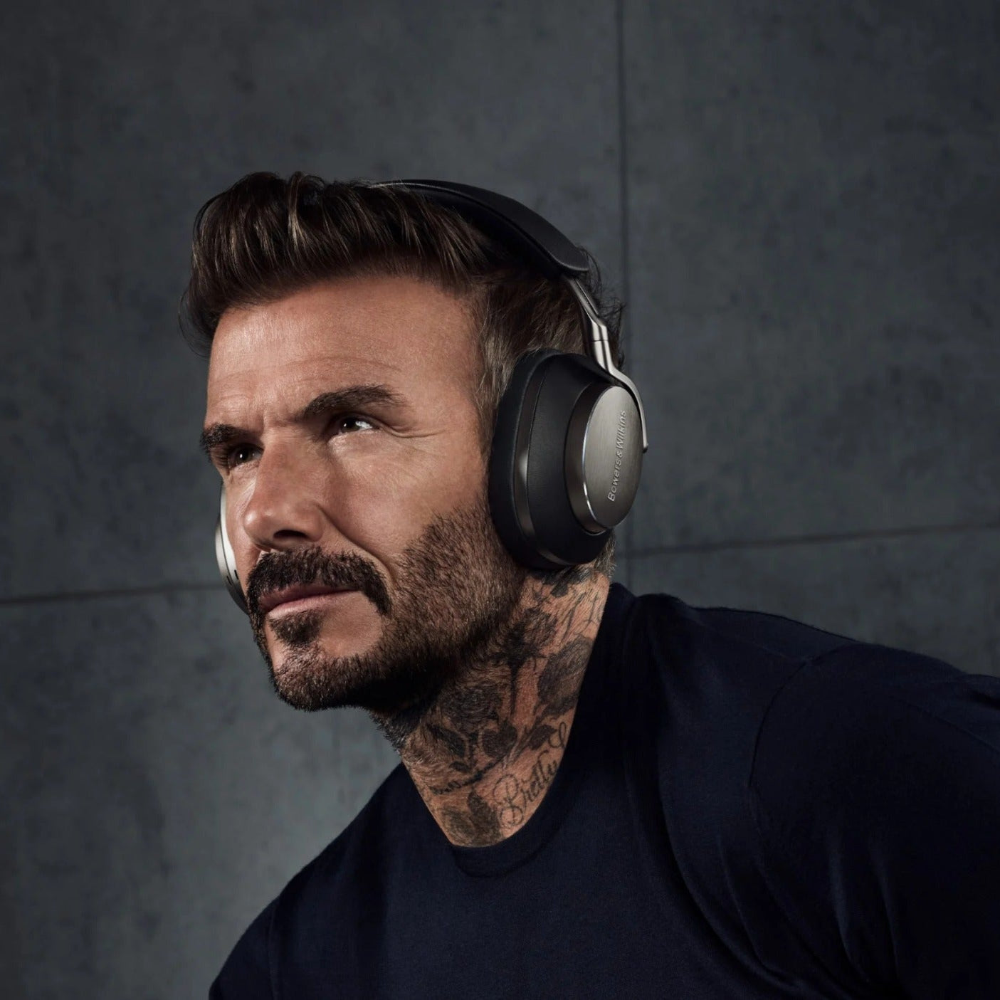 Bowers & Wilkins Px8