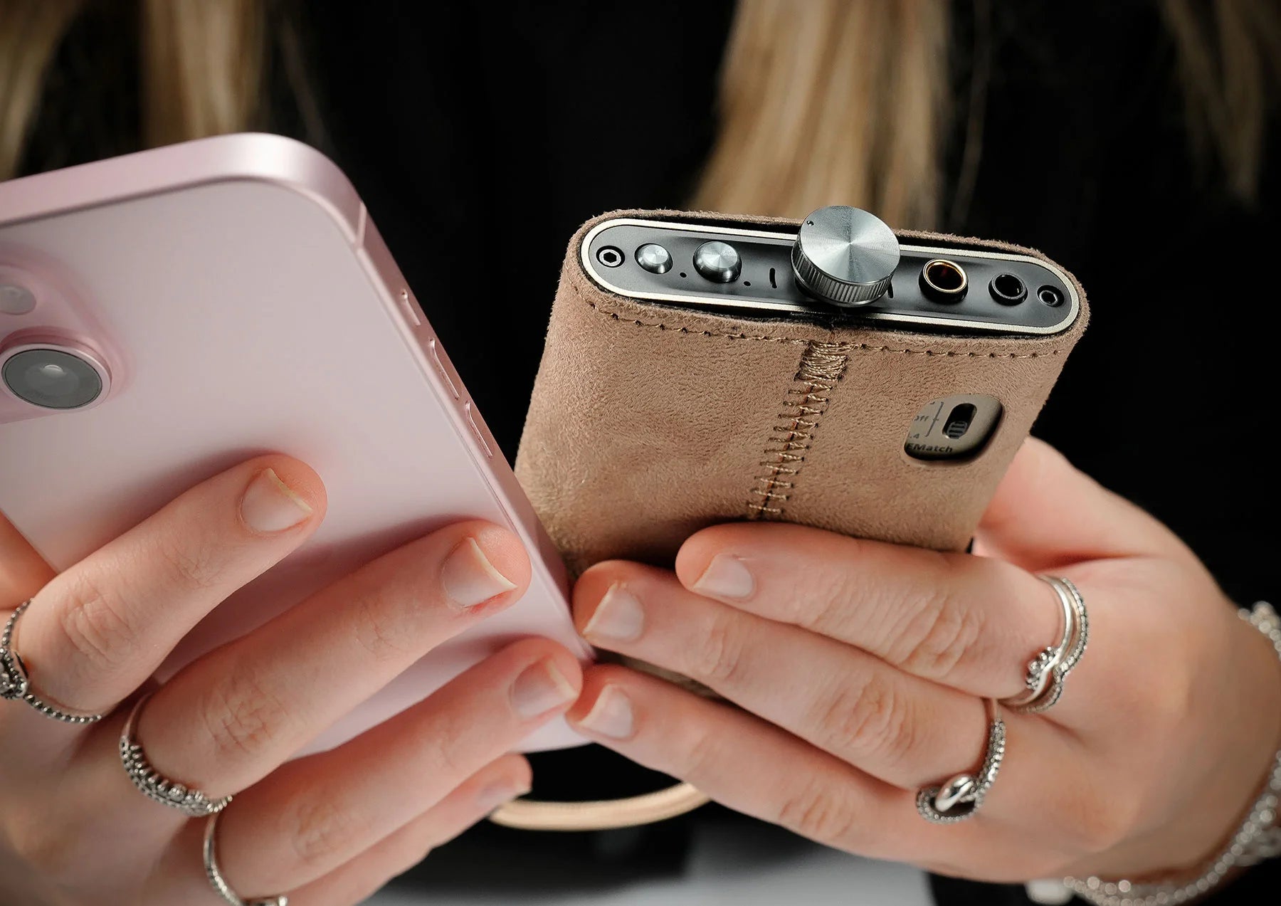 iFi Audio hip-case 3