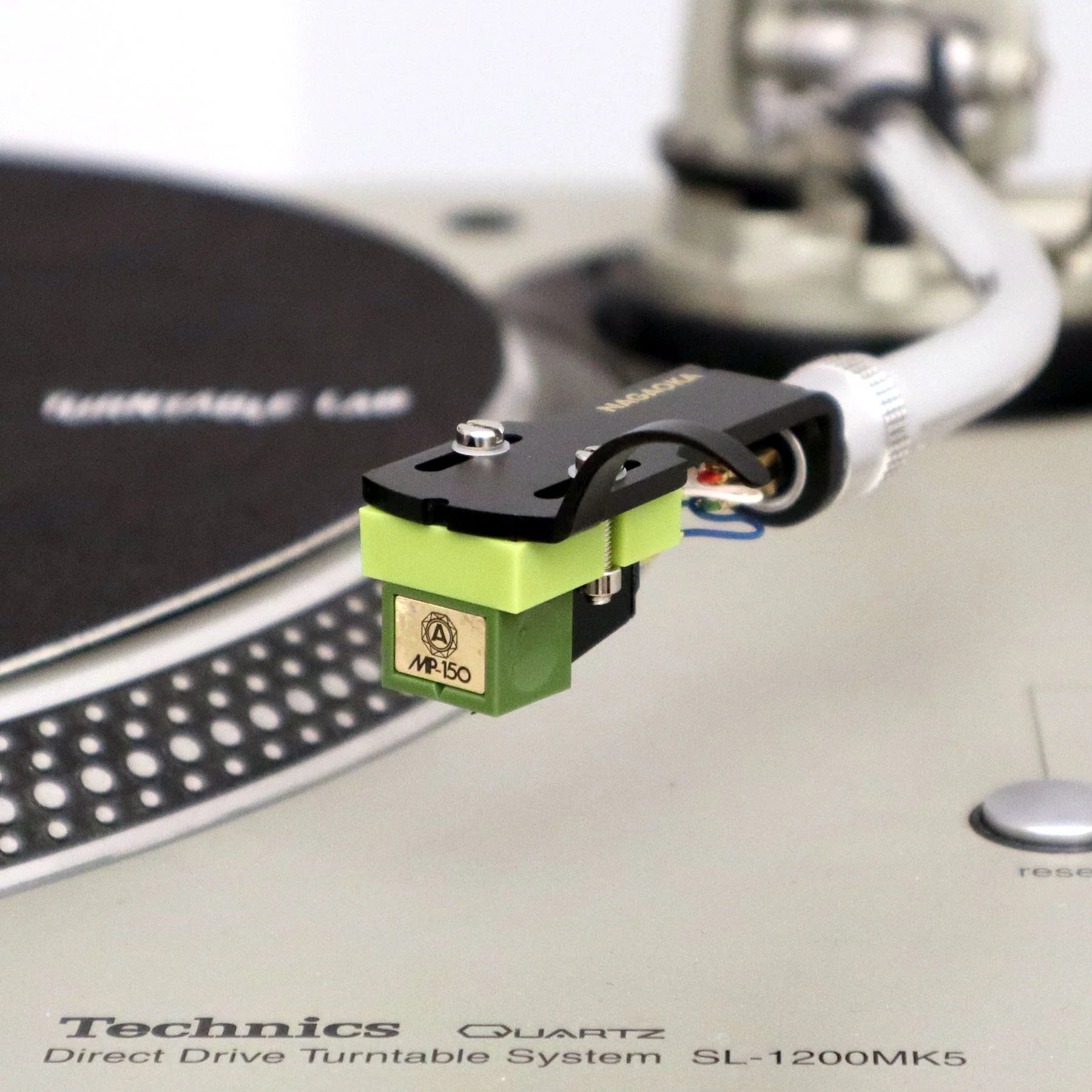 Nagaoka MP-150H Cartridge with Headshell
