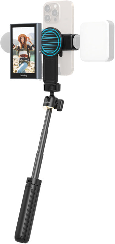 SmallRig wireless video monitor for phone in vlog kit, showing the compact monitor with screen and mounting accessories.