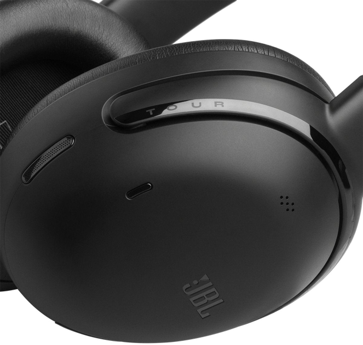 JBL Tour One M3