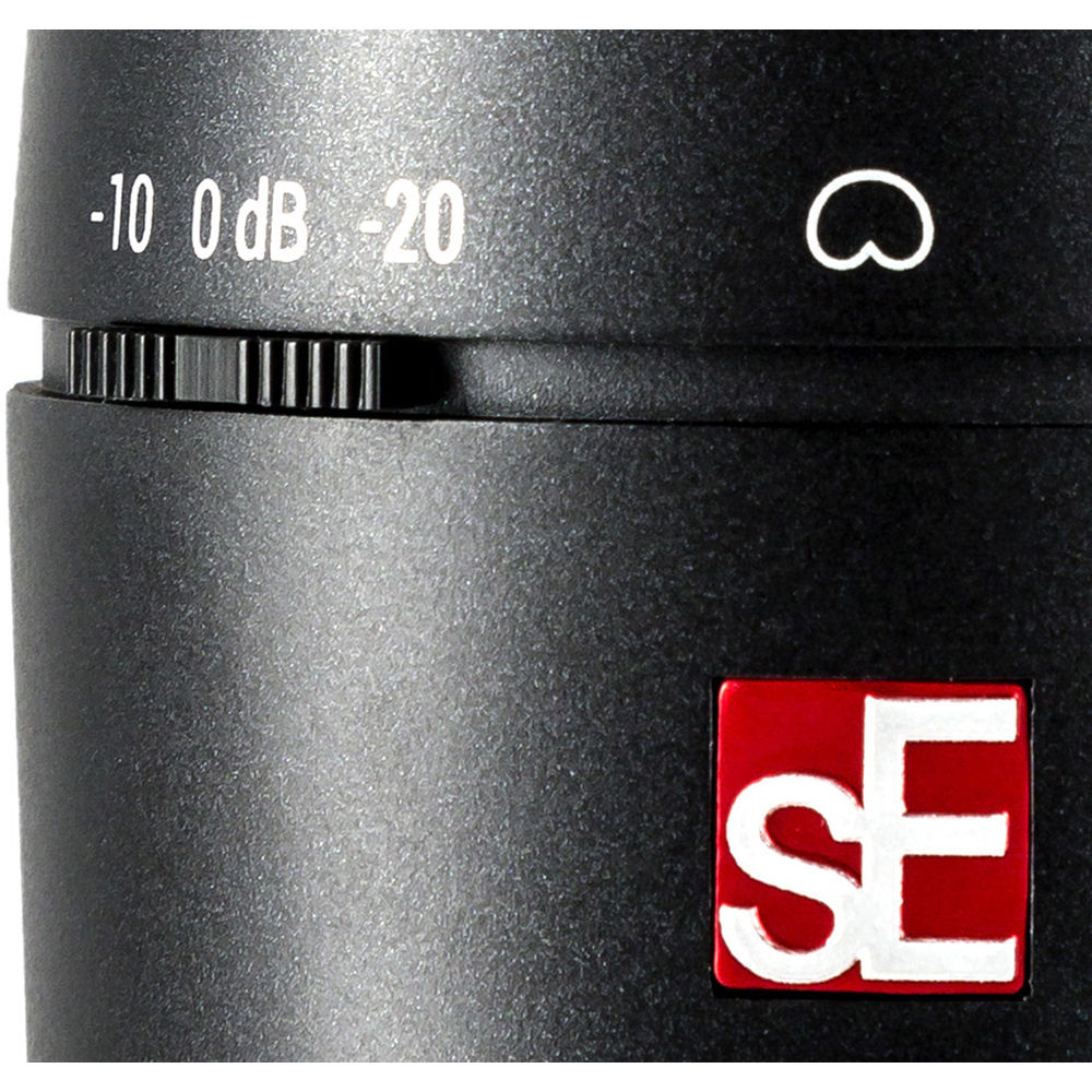 SE Electronics X1 S Vocal Pack condenser microphone with shock mount and pop filter for studio recording and vocals.