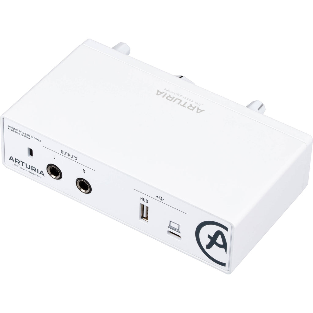 Arturia MiniFuse 1 audio interface with two input/output ports and compact design for music production and recording.