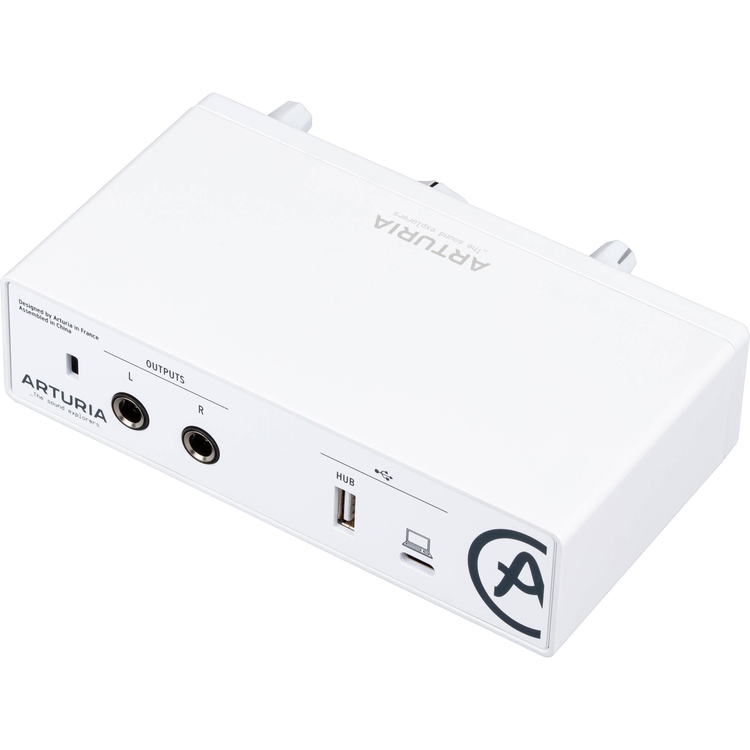 Arturia MiniFuse 1 audio interface with two input/output ports and compact design for music production and recording.