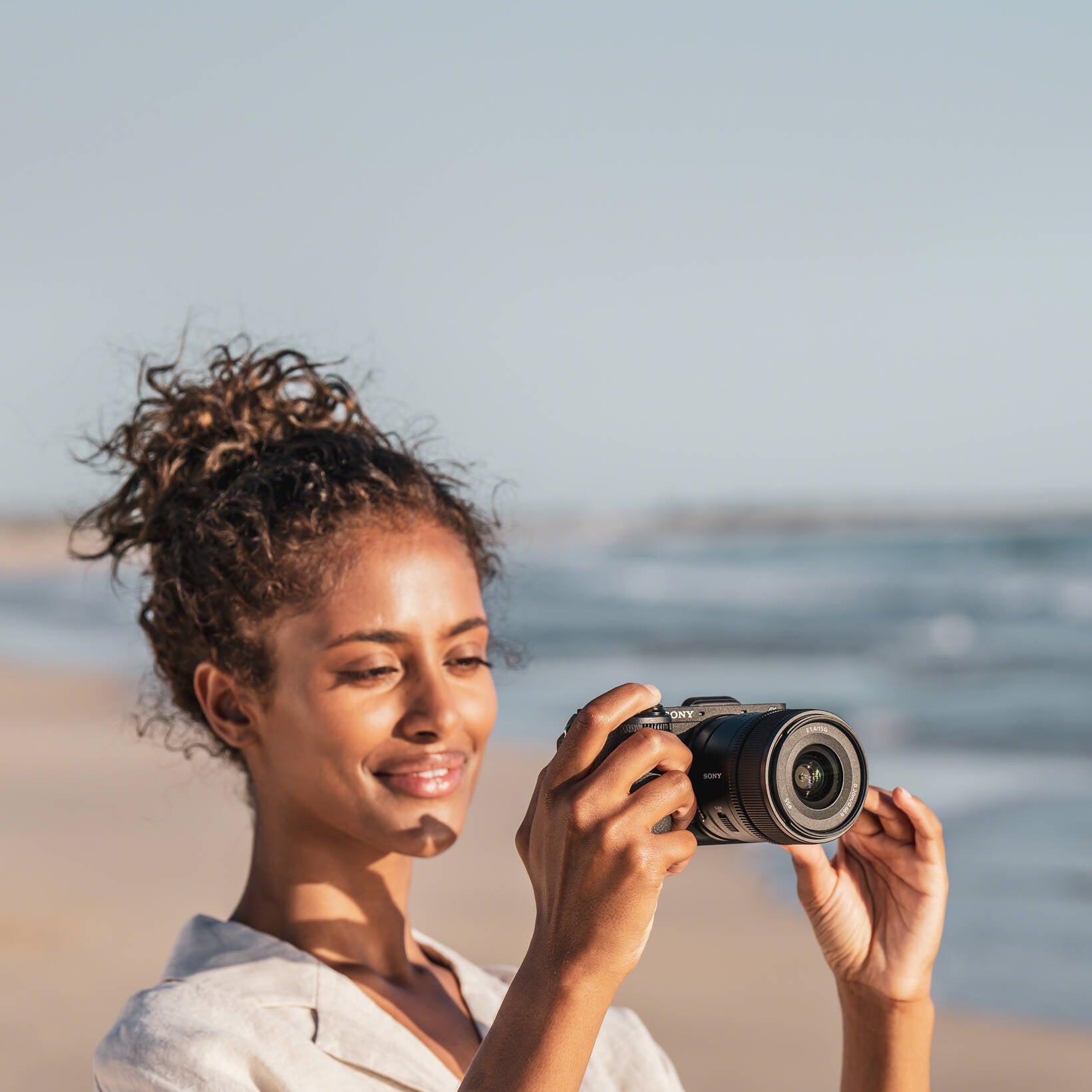 Sony Alpha 6700 + 18-135mm Zoom Lens