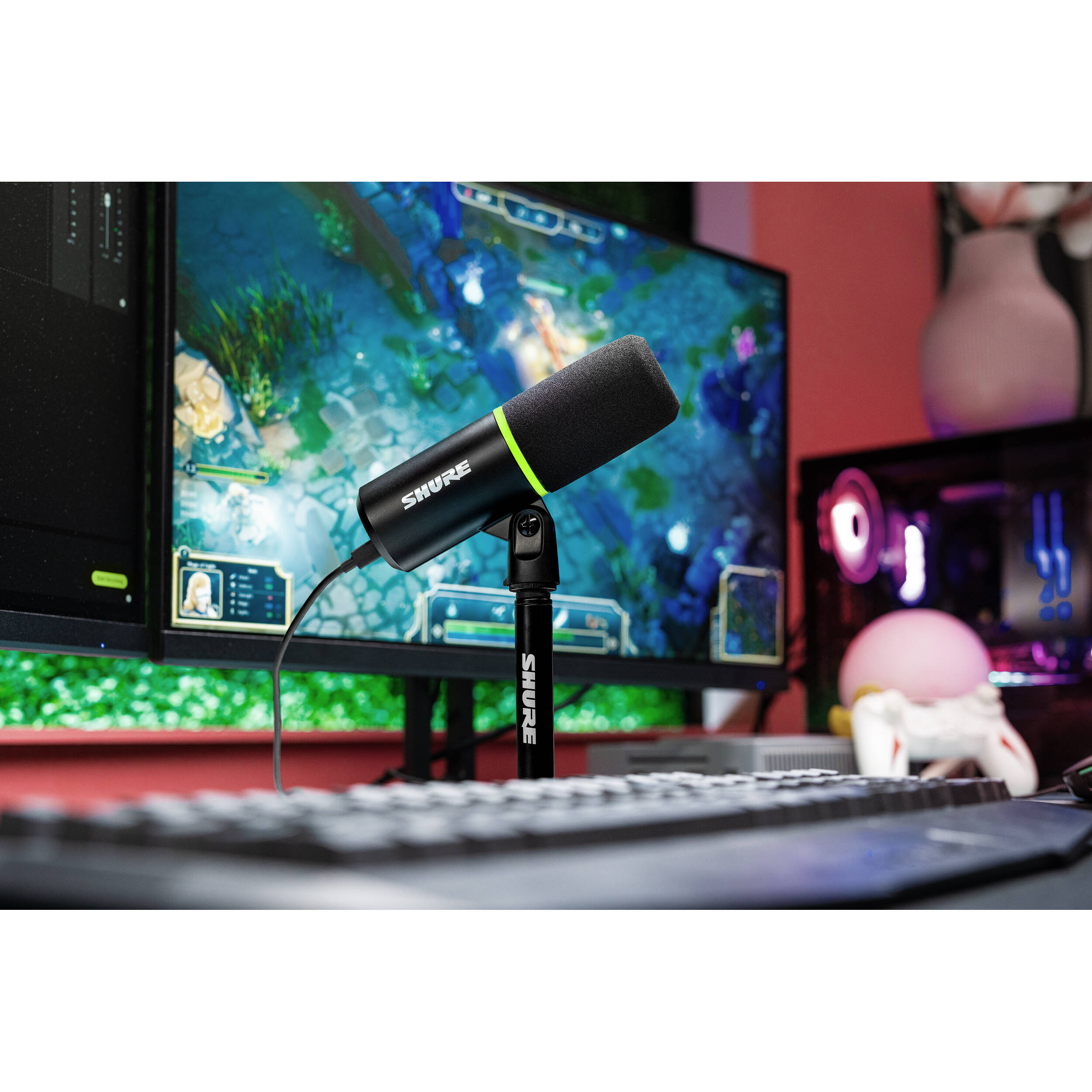 Shure MV6 USB microphone with black body and built-in controls, ideal for podcasting and streaming.