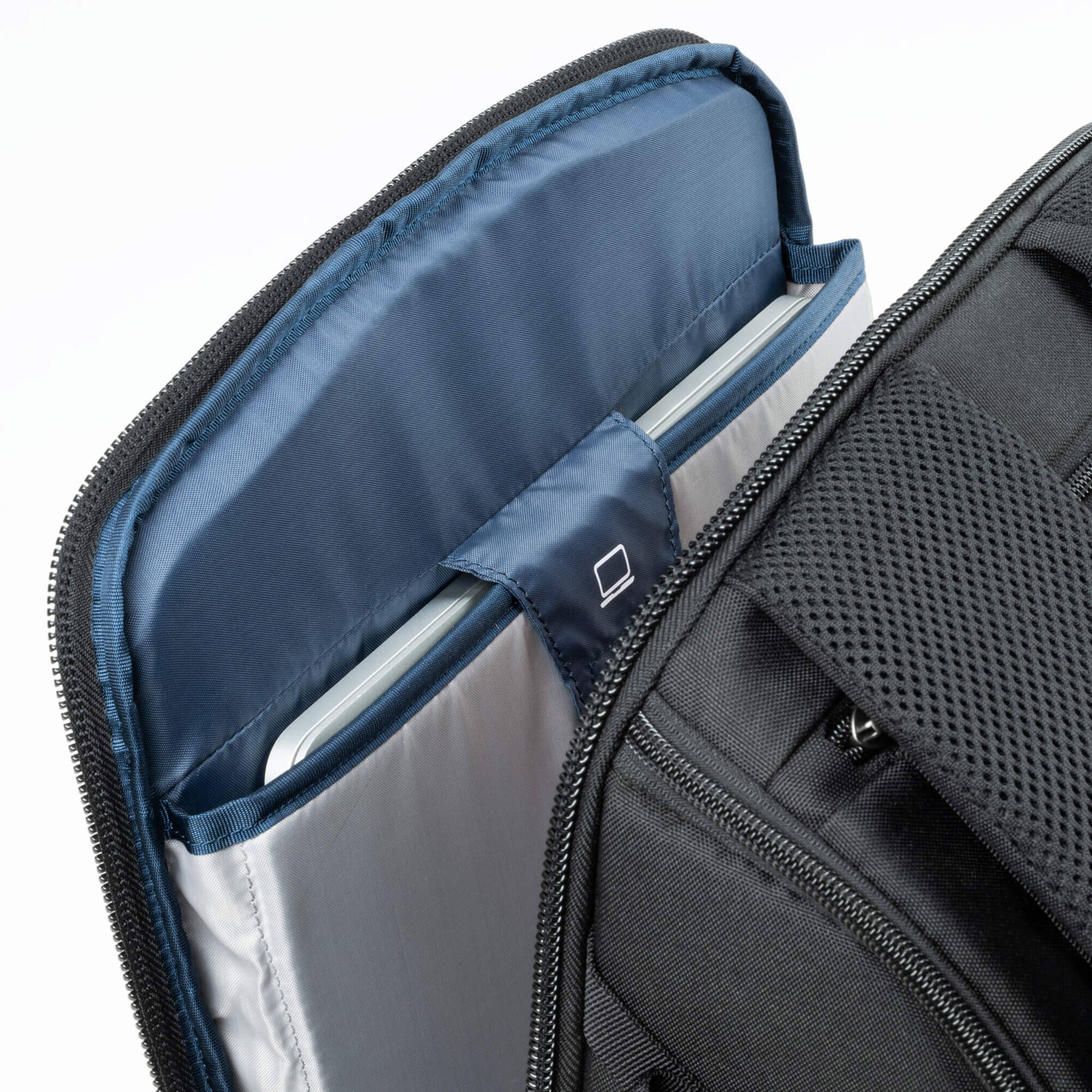 Think Tank DarkLight