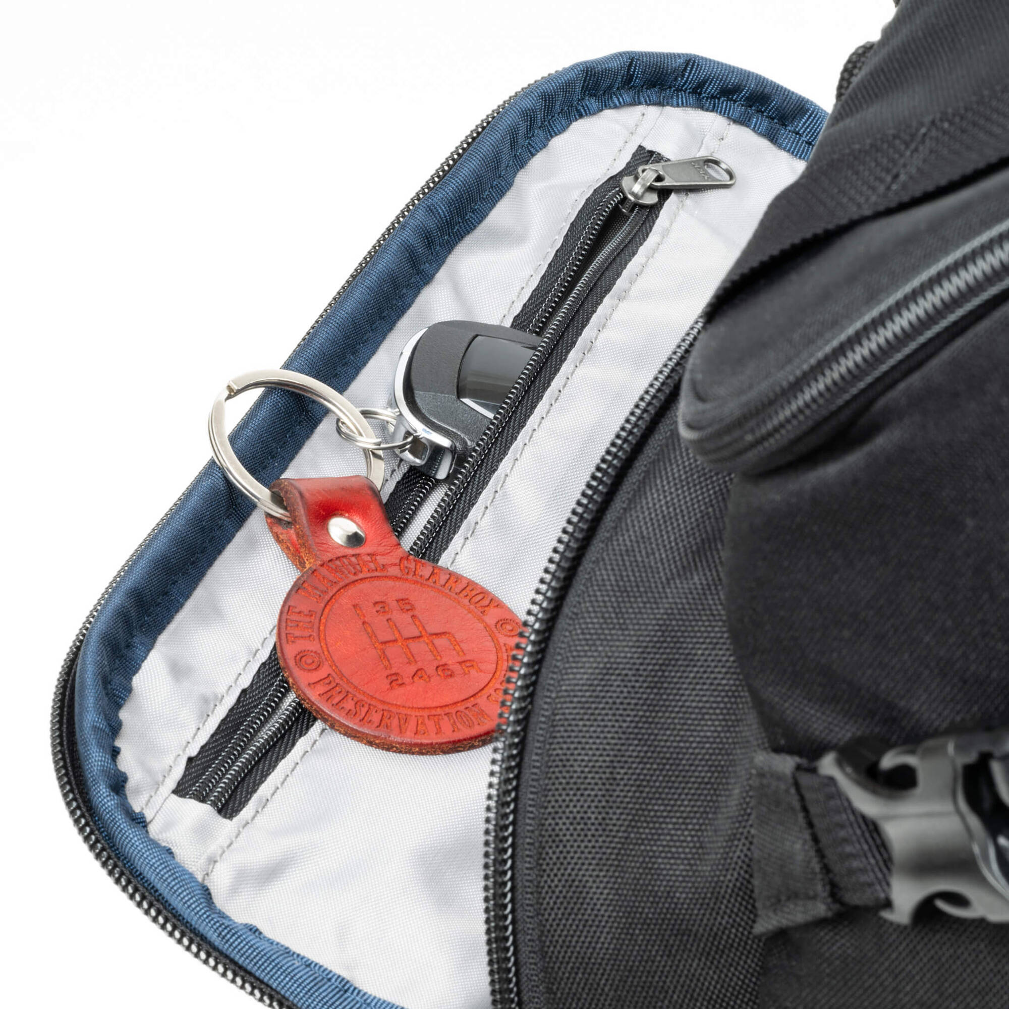 Think Tank DarkLight