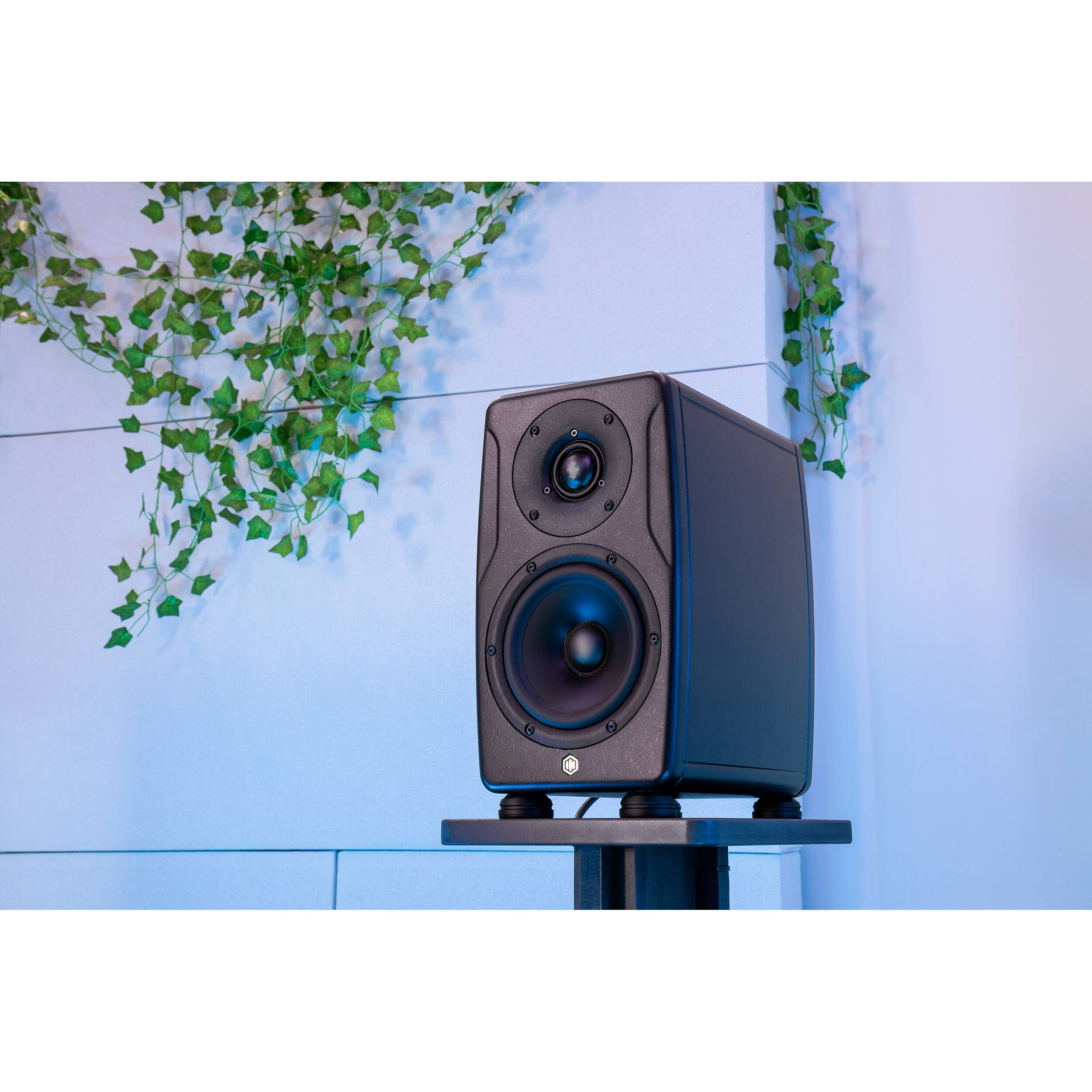 IK Multimedia iLoud Precision 5 ペア IK Multimedia iLoud Precision 5 Active 2-Way 135W 5″ Studio