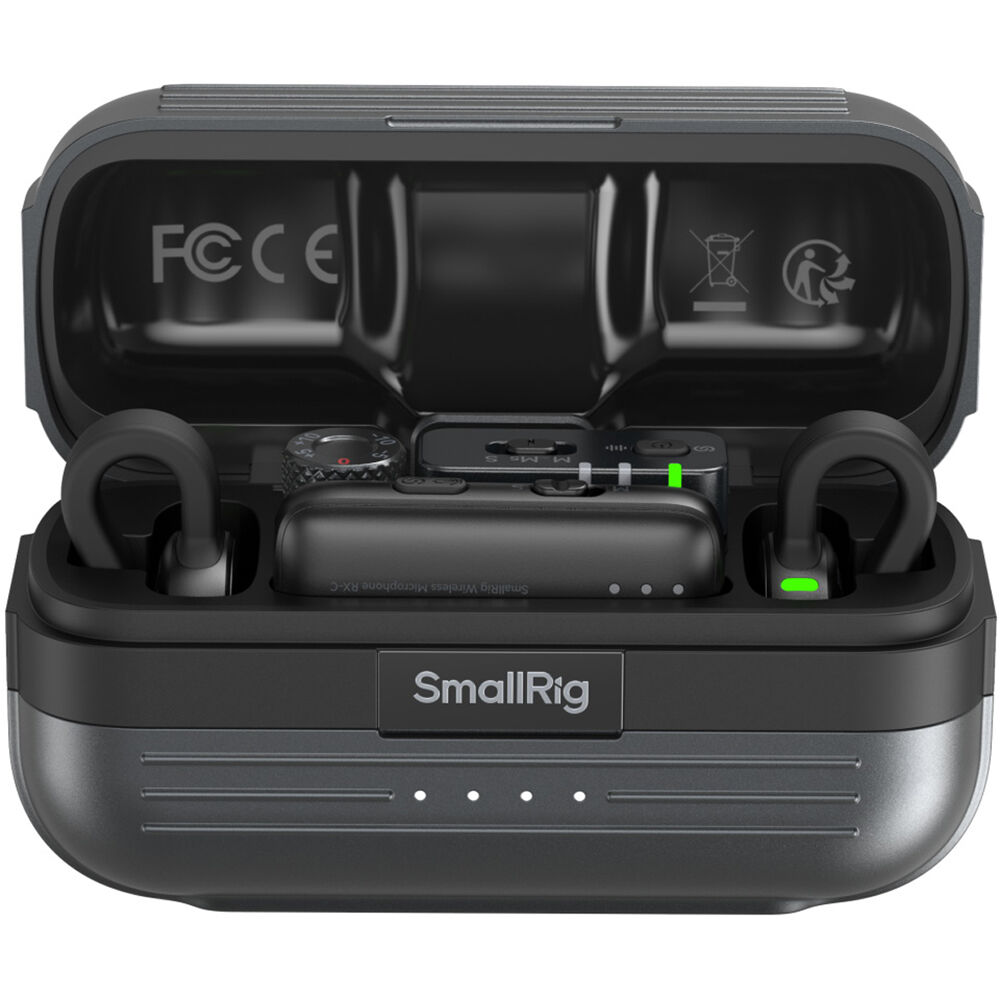SmallRig S70 wireless microphone system with 2 transmitters, 2 receivers, and charging case for professional audio recording.