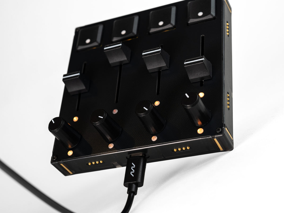 Pbf4 Intech Studio PBF4 Linear Mechanical (Series 3)