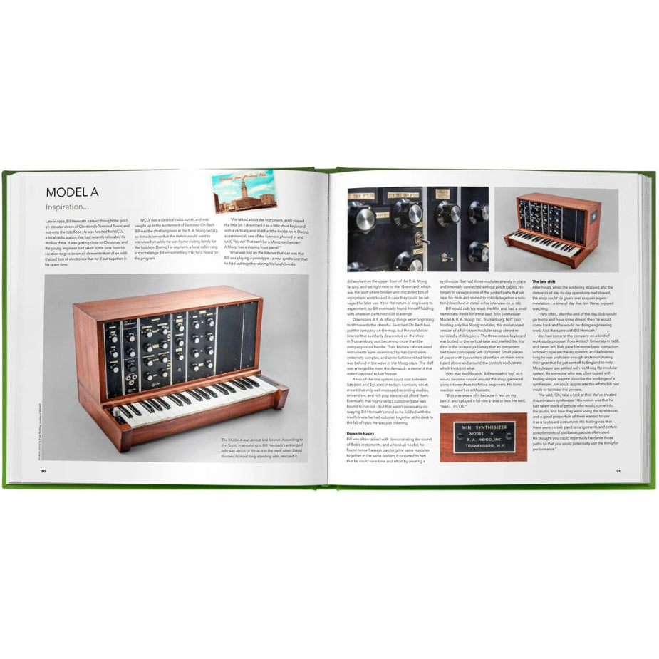 Bjooks The Minimoog Book