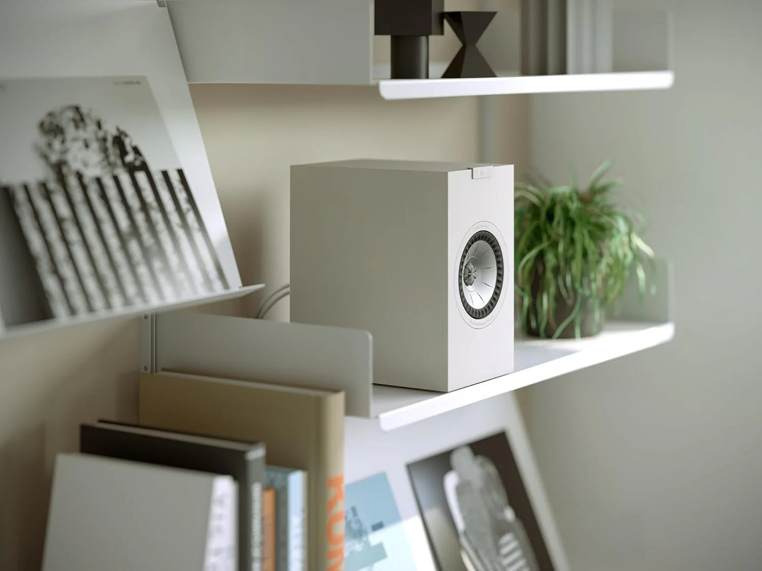 KEF Q3 Meta (Pair)