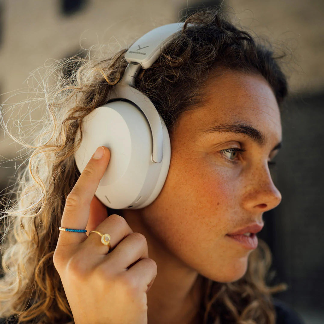 Beyerdynamic Aventho 300
