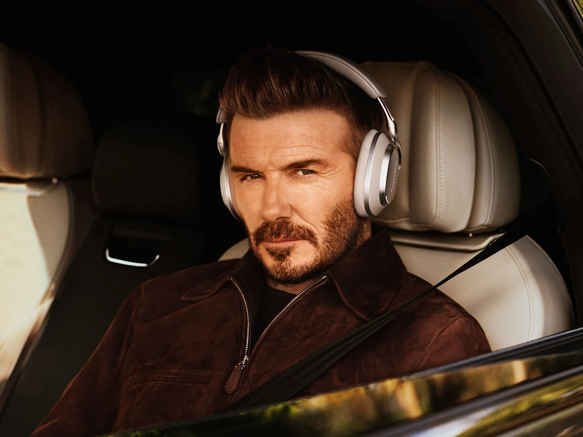 Bowers & Wilkins Px8 S2