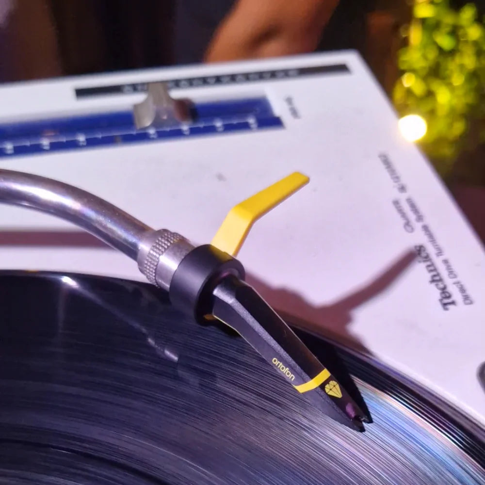 Ortofon Concorde Club MK2 turntable cartridge with stylus, designed for high-quality vinyl playback and DJ use.