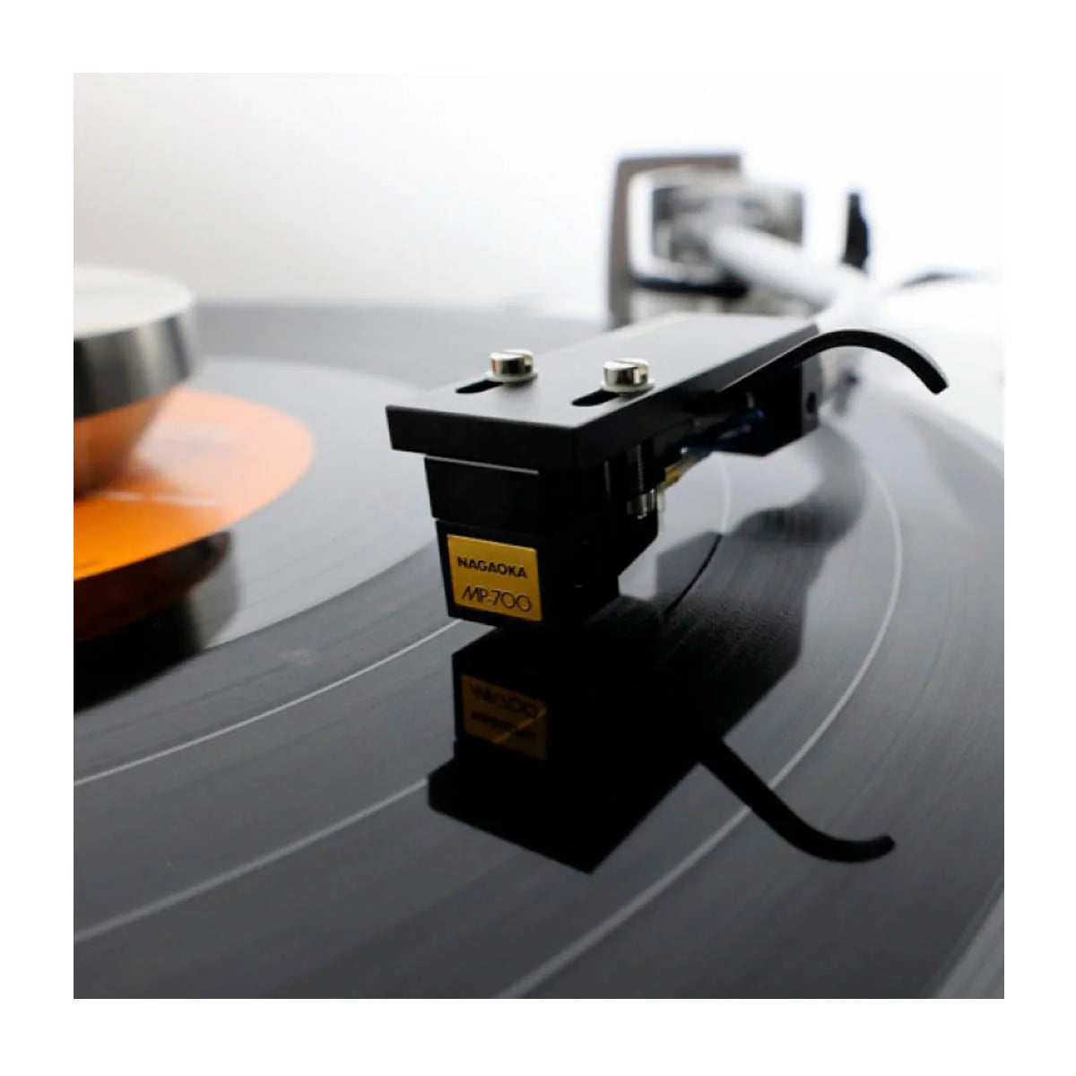 Nagaoka MP-700H Cartridge with Headshell