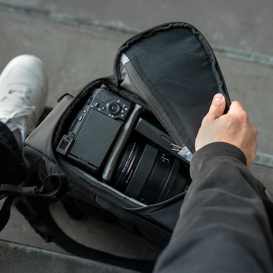 Wandrd Stratus Photo 18L