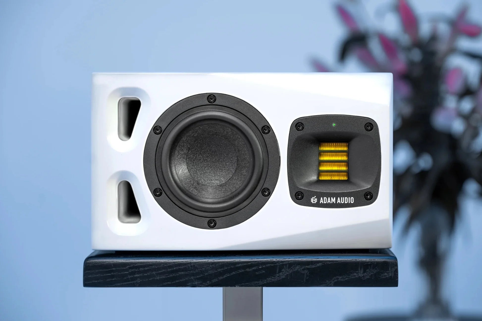 adam-audio-a4v-studio-monitor- adam-audio-a4v-studio-monitor-