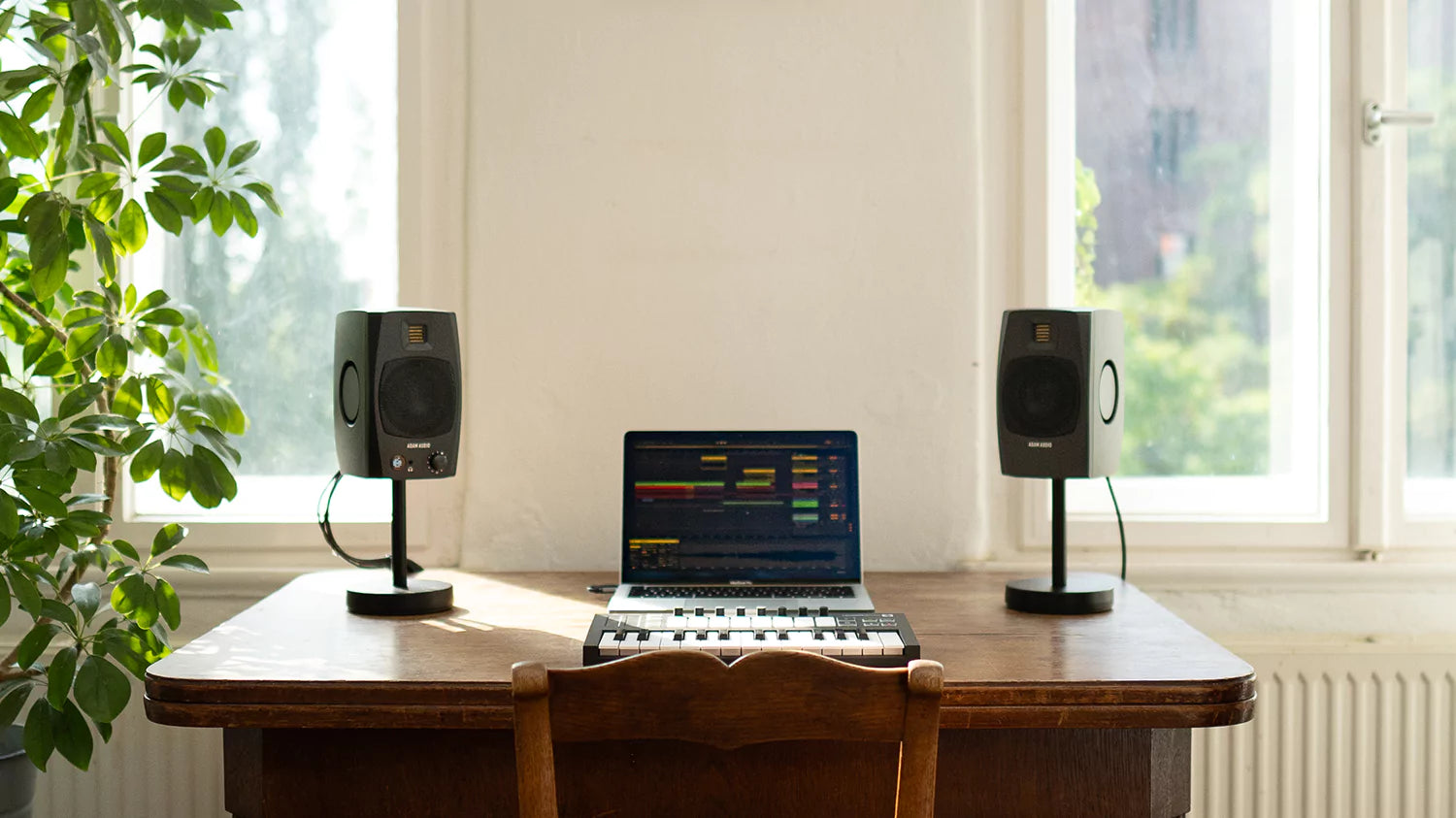 Adam Audio D3V | Active Nearfield Monitors | Soundium