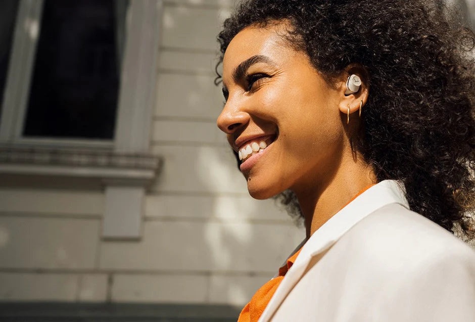 Beyerdynamic Amiron 300 wireless in-ear headphones with comfortable design and high-quality audio, shown in a product collage.