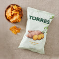 Patatas Torres Veggie Sweet Potato Chips in a 90g bag, crispy and colorful vegetable chips with natural sweet potato slices.