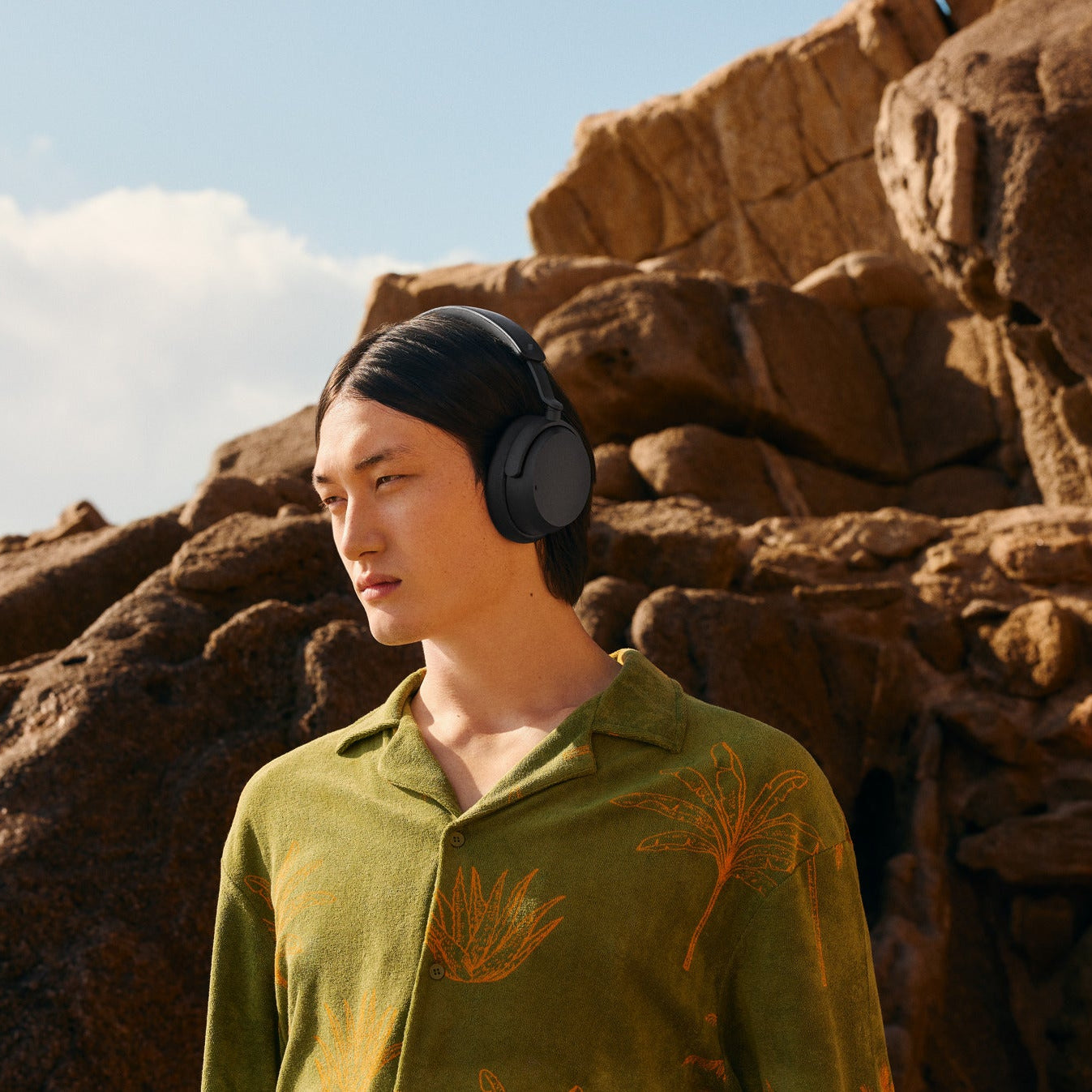 Sennheiser Accentum wireless headphones with over-ear design and padded ear cups, showing sleek black finish and adjustable headband.