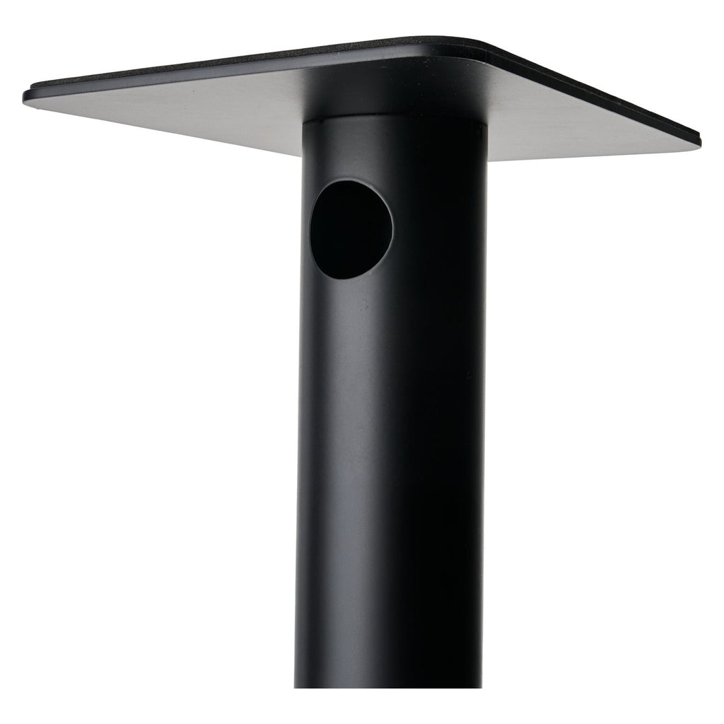 Essentials Monno 60 top plate and column, angled view