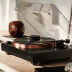 Essentials TT Vinyl Kit 300, TT Weight Heavy record weight on an Argon Audio turntable at home