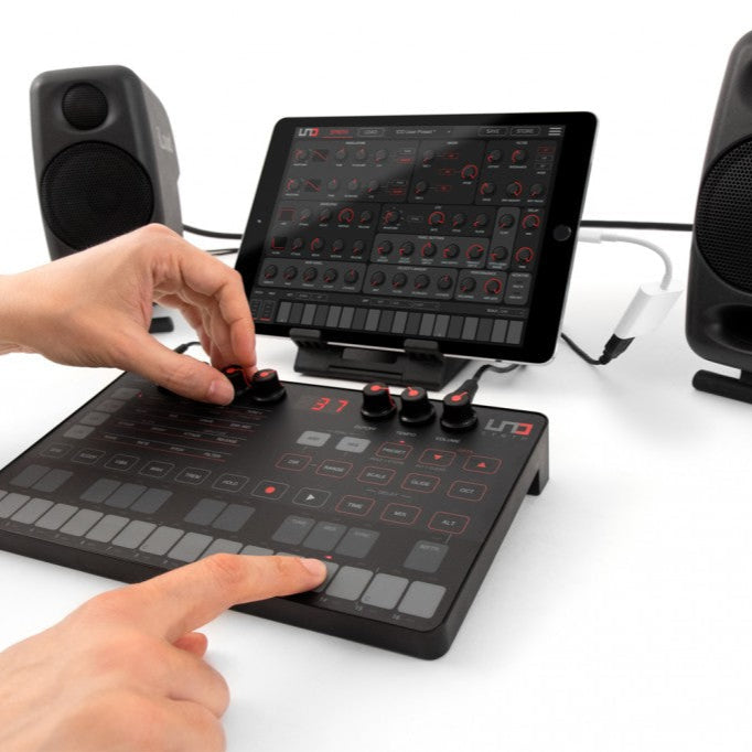 IK Multimedia iLoud Micro Monitors (Pair, Black)