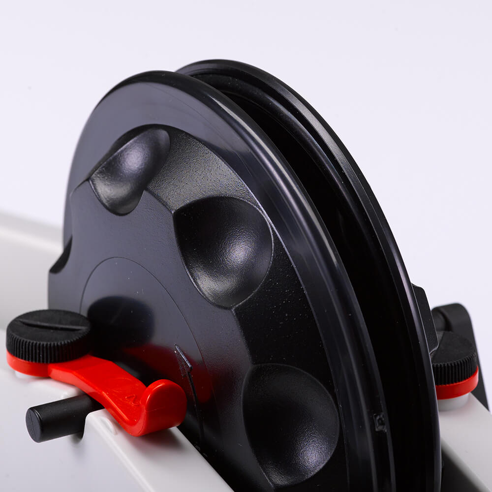 Tonar Knosti Disco-Antistat 2 Plus record brush and cleaner for vinyl records, with a sleek design and cleaning bristles.