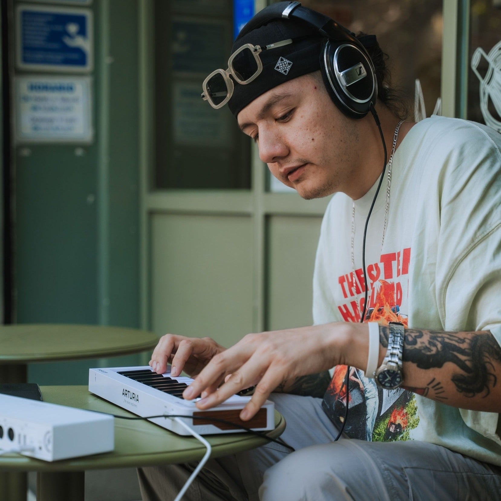 Arturia MicroLab MK3 Lifestyle