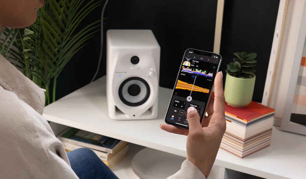 Pioneer DM-40D-BT (Pair, Black, B-Stock)