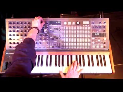 Ielādēt video: 