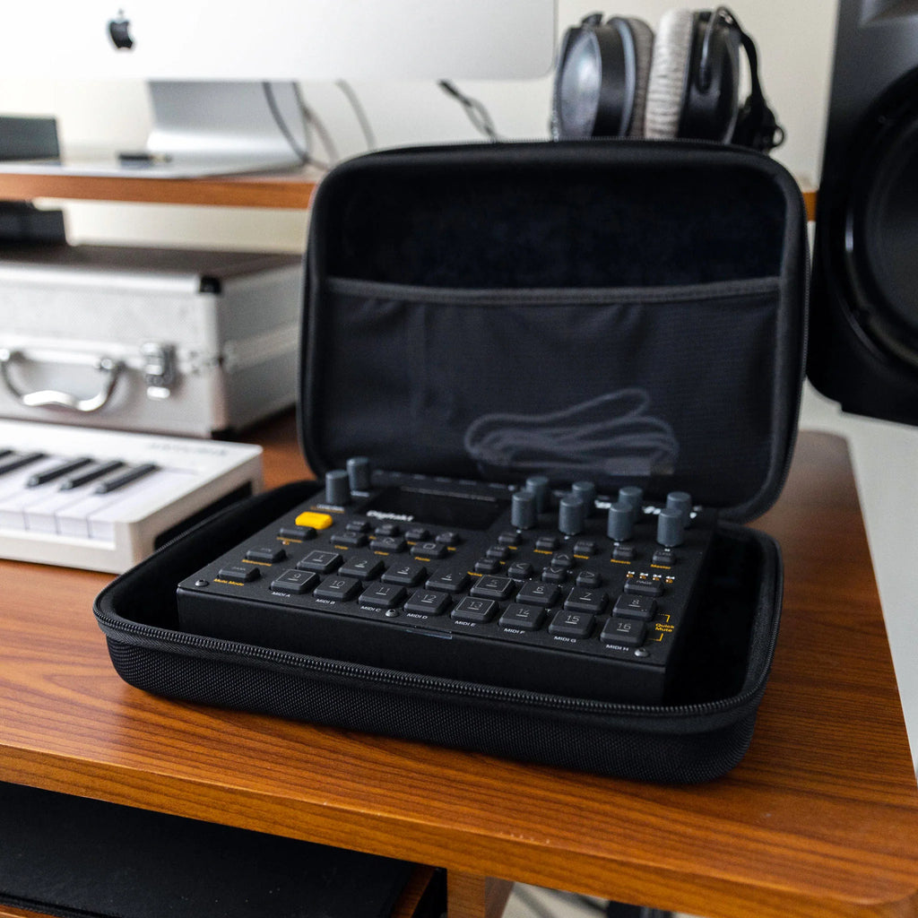 Analog Cases Pulse studio bag for Elektron Digitakt, Digitone, and Syntakt, showing padded protective interior and sleek design.