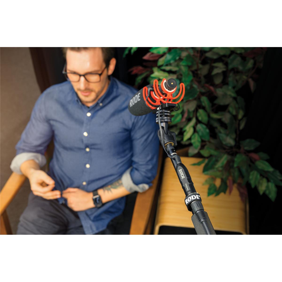 Rode VXLR Pro audio adapter splitter with 3.5mm jack and XLR connector for professional audio connections.