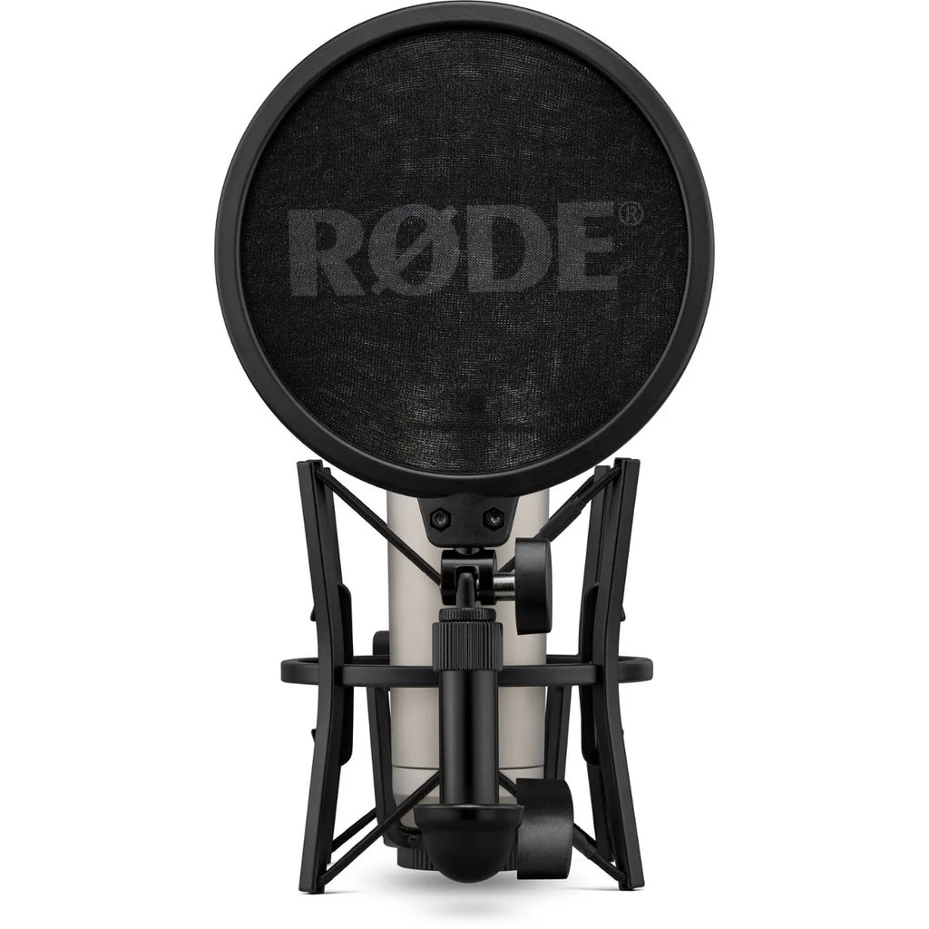 Rode NT1 GEN5 condenser microphone, in silver