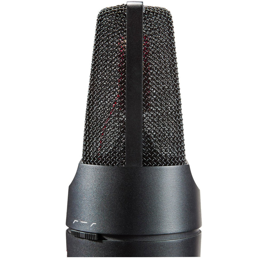 SE Electronics X1 S studio condenser microphone with shock mount and accessories for professional recording.