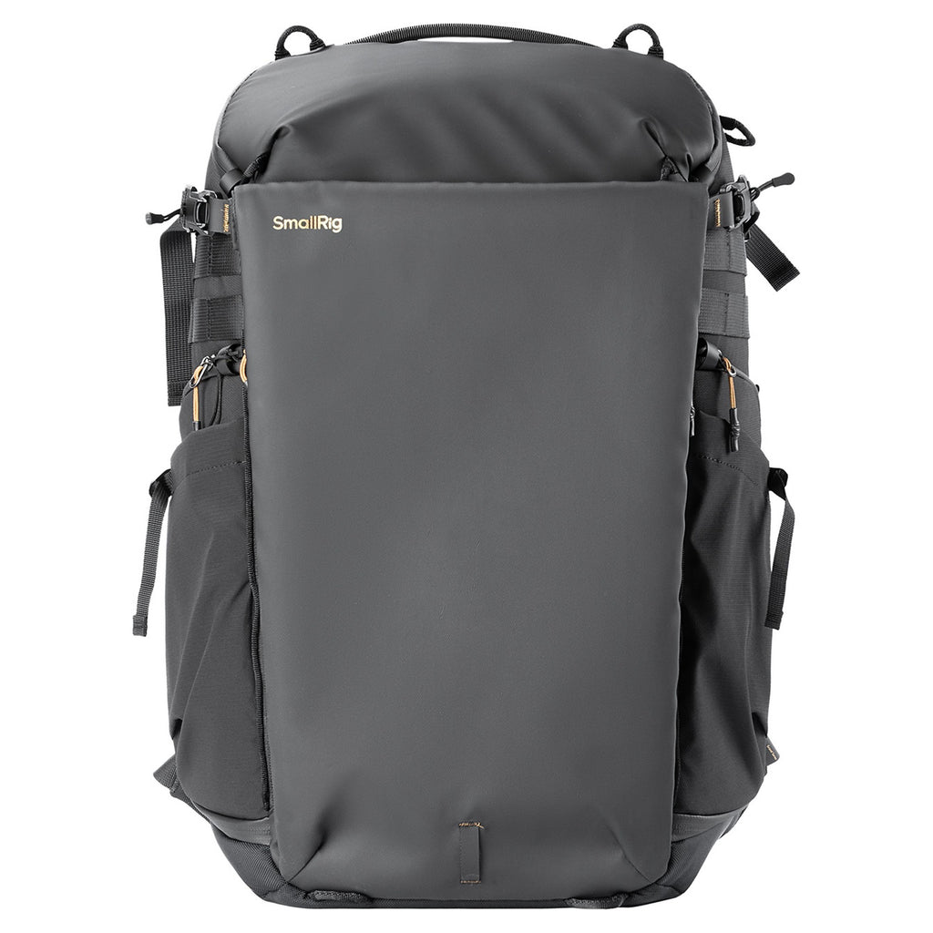 SmallRig Outra 25 backpack, three-quarter view