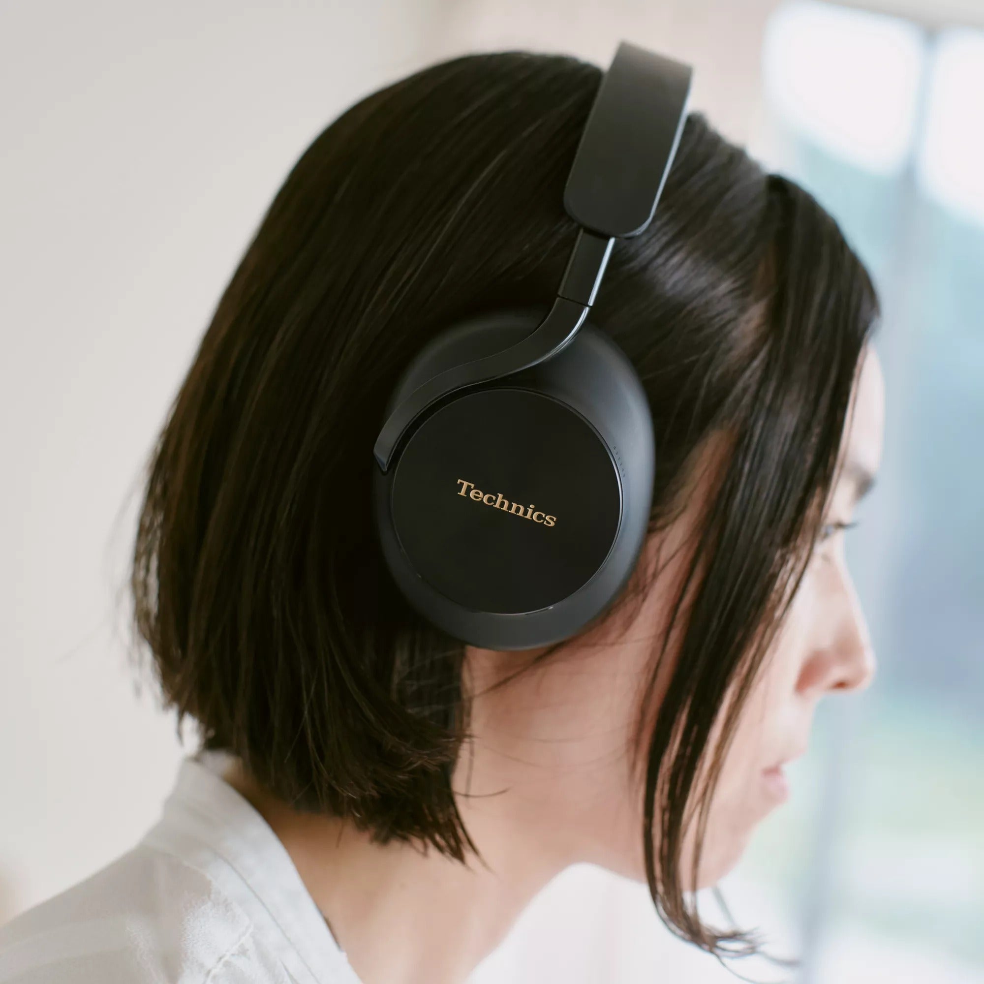 Technics EAH-A1000 – Wireless ANC Headphones | Soundium