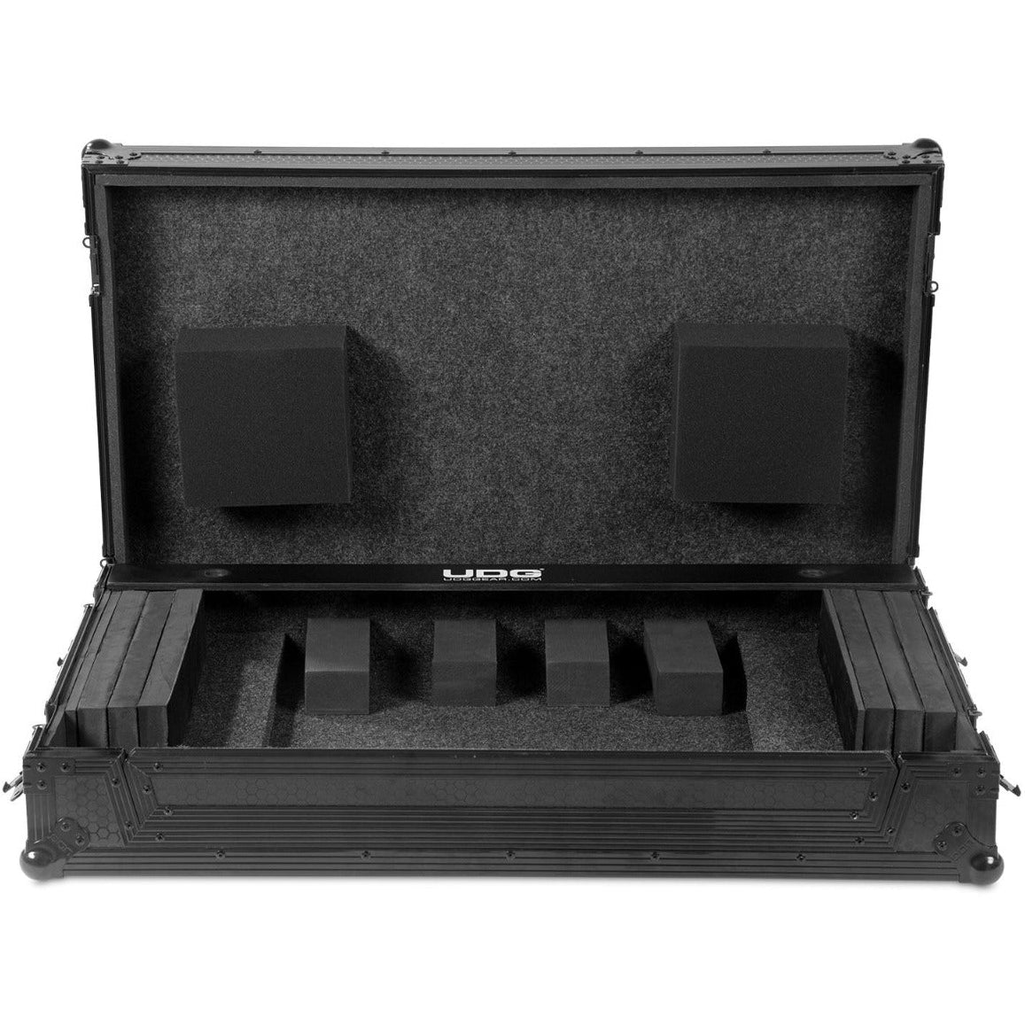 UDG Ultimate Flight Case Multi Format 3XL Black Plus (Wheels) (U91070BL)