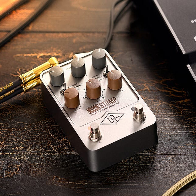 Universal Audio UAFX OX Stomp dynamisk högtalare