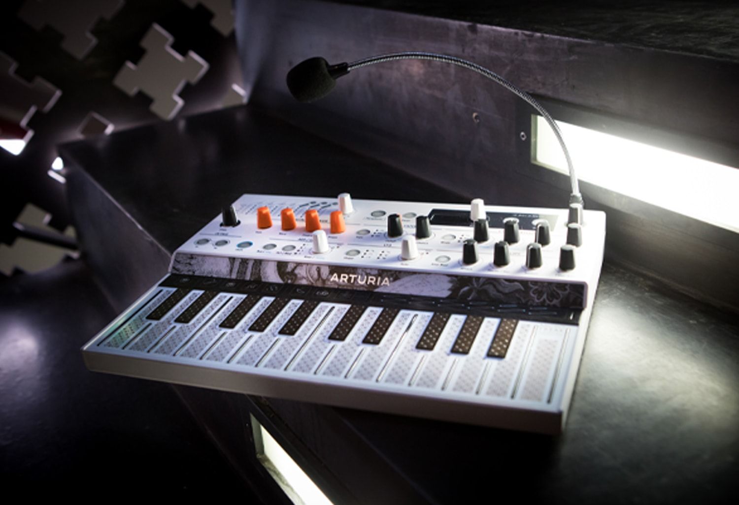 Arturia MicroFreak (Vocoder Edition)