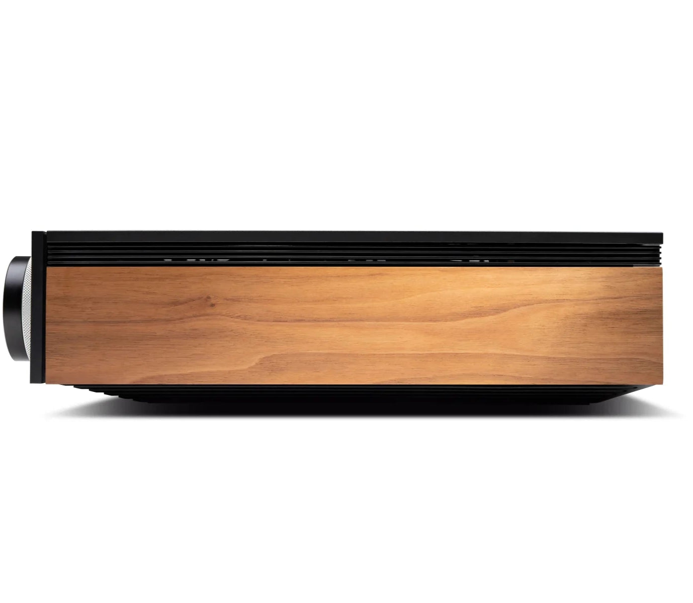 Cambridge Audio Evo 150 SE music streamer with sleek design, front display, and control buttons, showcasing modern audio technology.